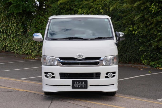2010 Toyota Hiace