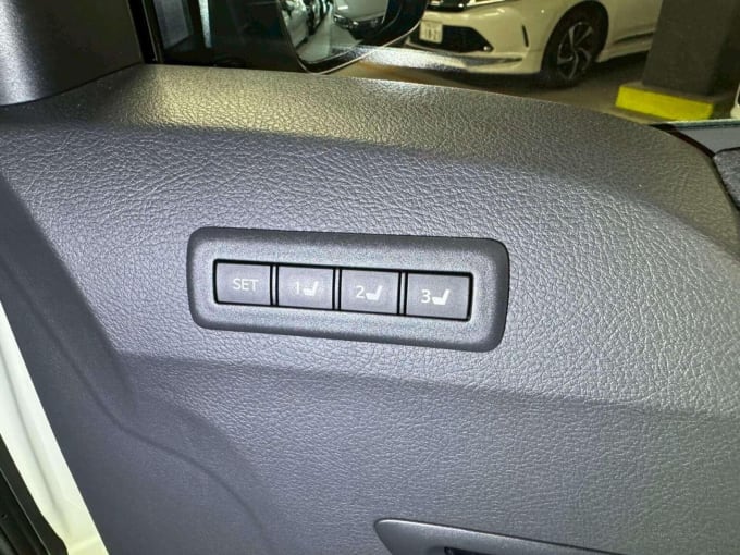 2009 Toyota Vellfire