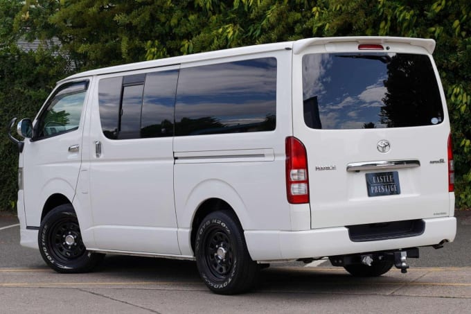 2010 Toyota Hiace
