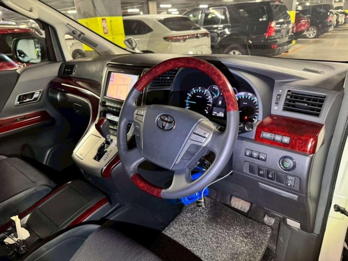 2009 Toyota Vellfire