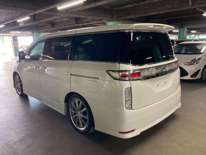 2010 Nissan Elgrand