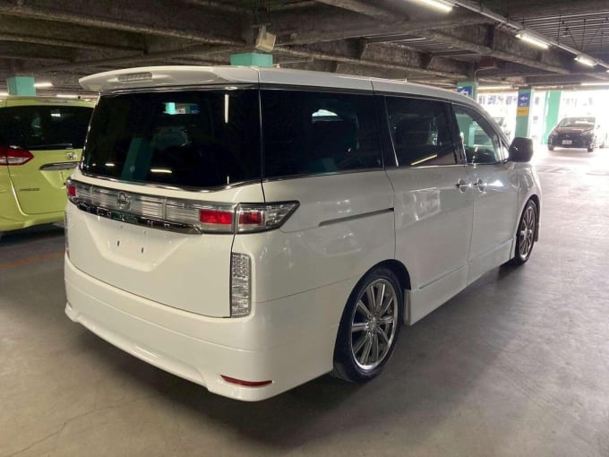 2010 Nissan Elgrand