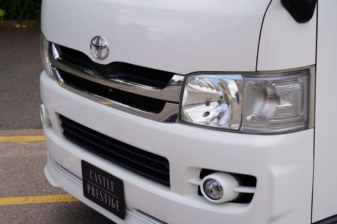 2010 Toyota Hiace