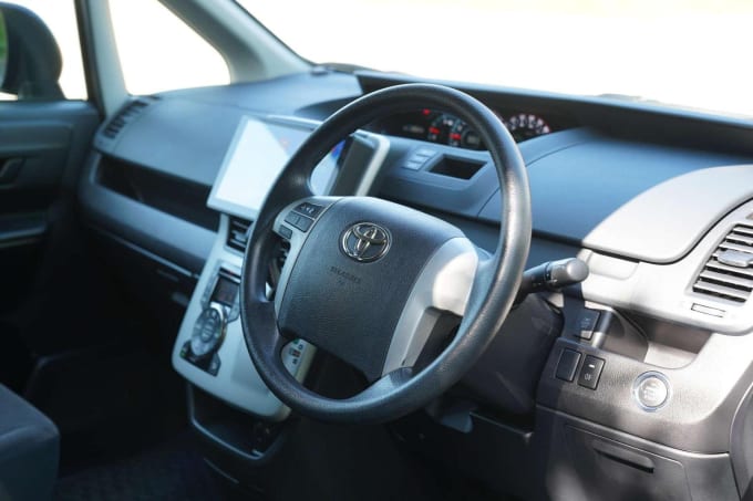 2012 Toyota Noah