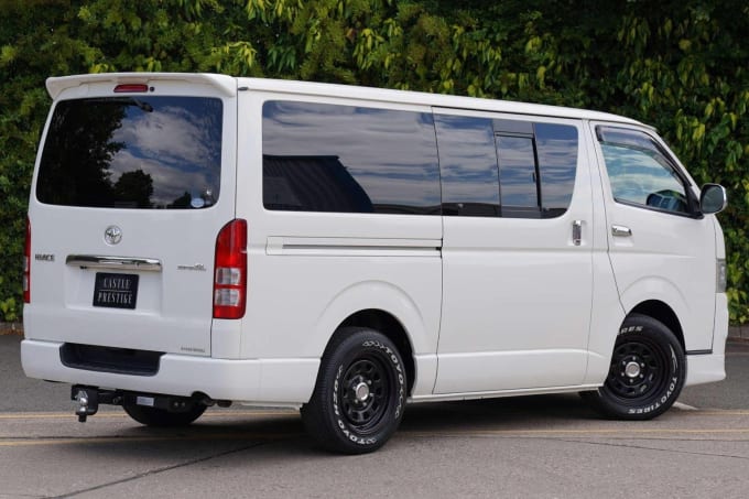 2010 Toyota Hiace