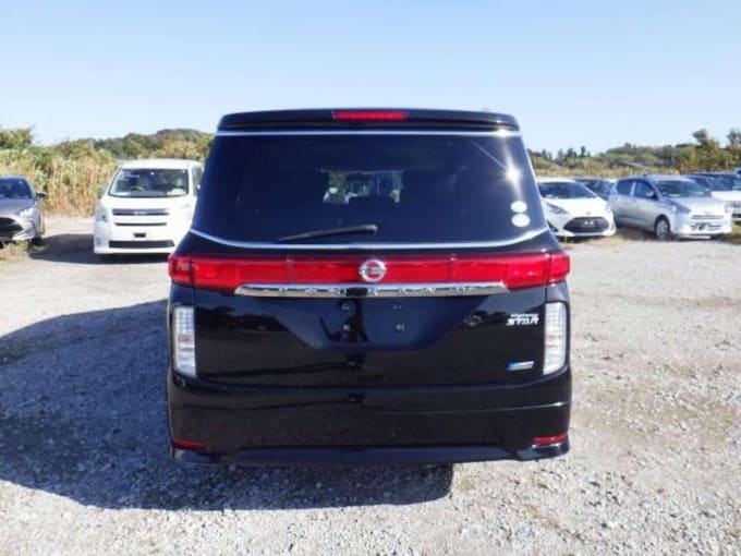 2010 Nissan Elgrand