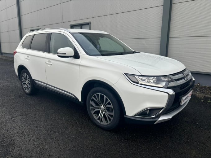 2025 Mitsubishi Outlander