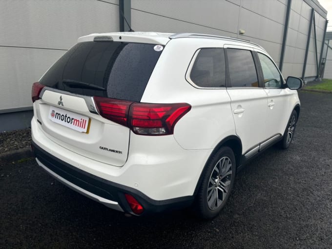 2025 Mitsubishi Outlander