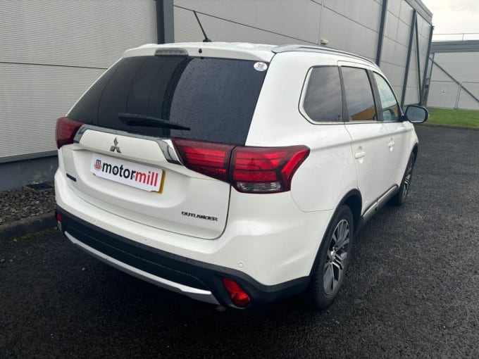 2025 Mitsubishi Outlander