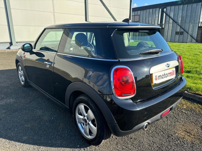 2024 Mini Hatch