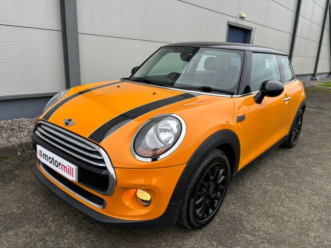 2025 Mini Hatch