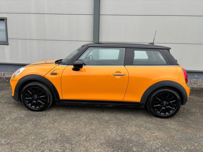 2025 Mini Hatch