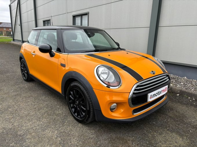 2025 Mini Hatch