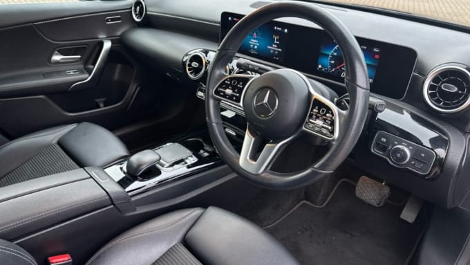 2025 Mercedes-benz A-class