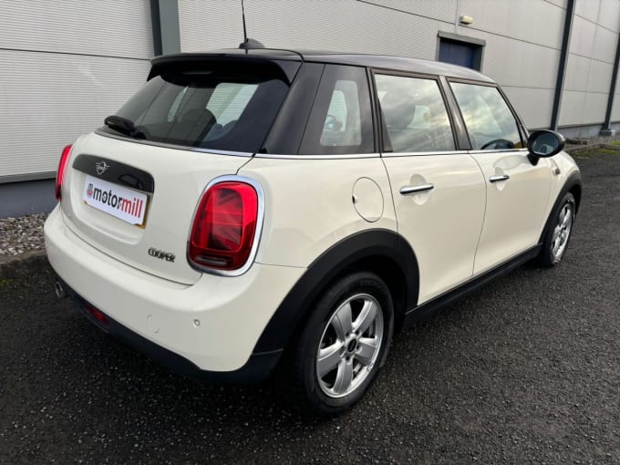 2025 Mini Hatch