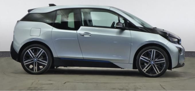 2025 BMW I3