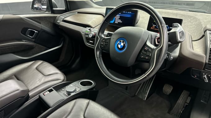 2025 BMW I3