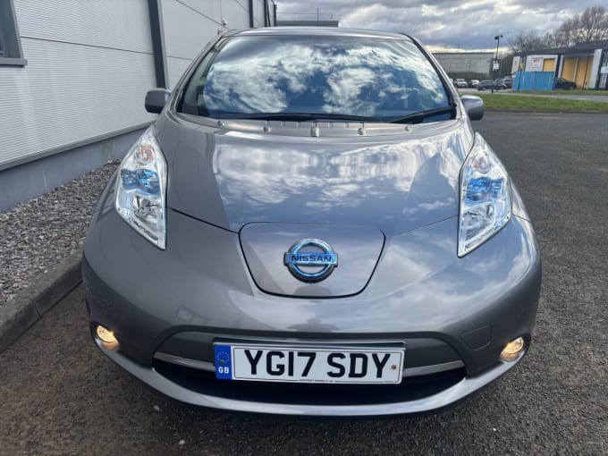 2025 Nissan Leaf