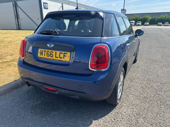 2025 Mini Hatch