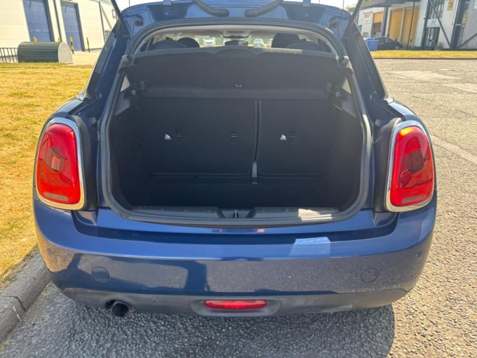 2025 Mini Hatch