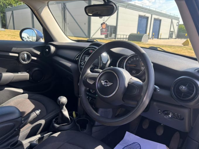 2025 Mini Hatch