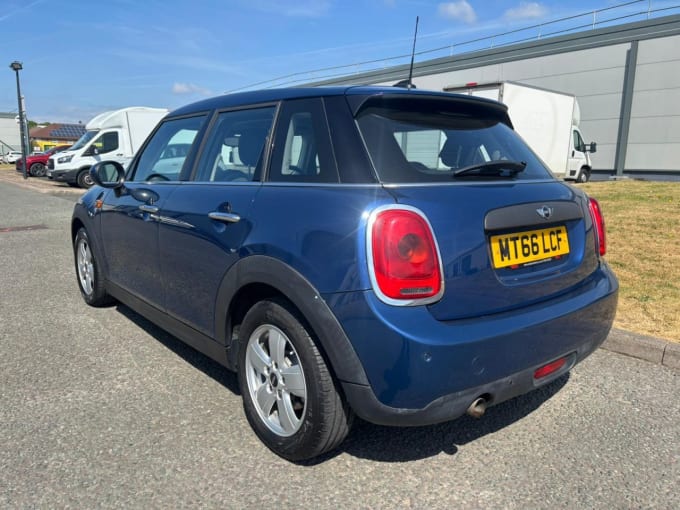 2025 Mini Hatch