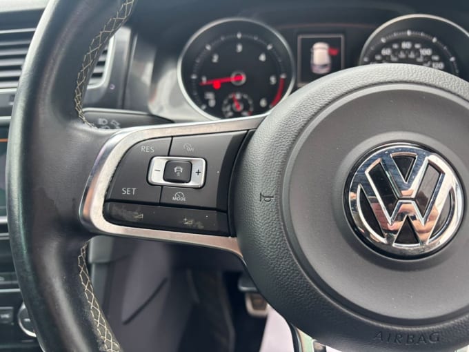 2025 Volkswagen Golf