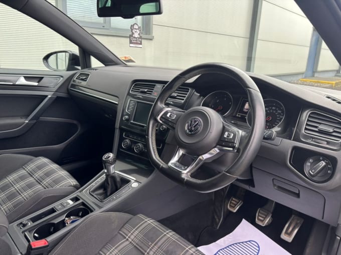 2025 Volkswagen Golf