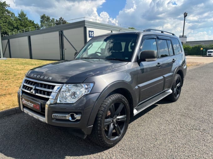 2025 Mitsubishi Shogun