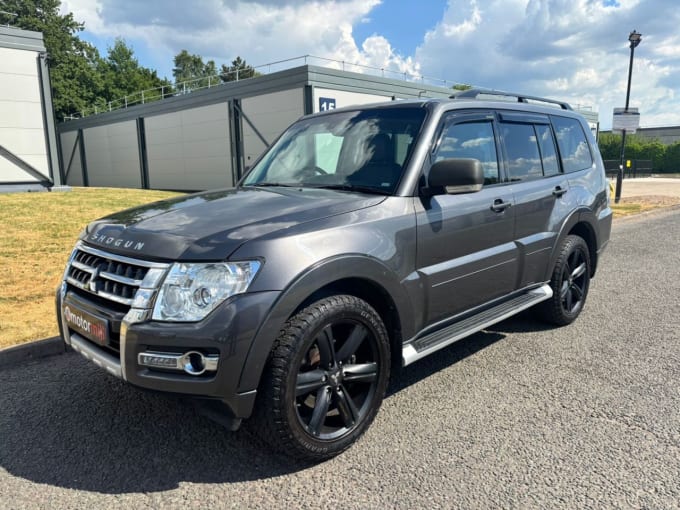 2025 Mitsubishi Shogun