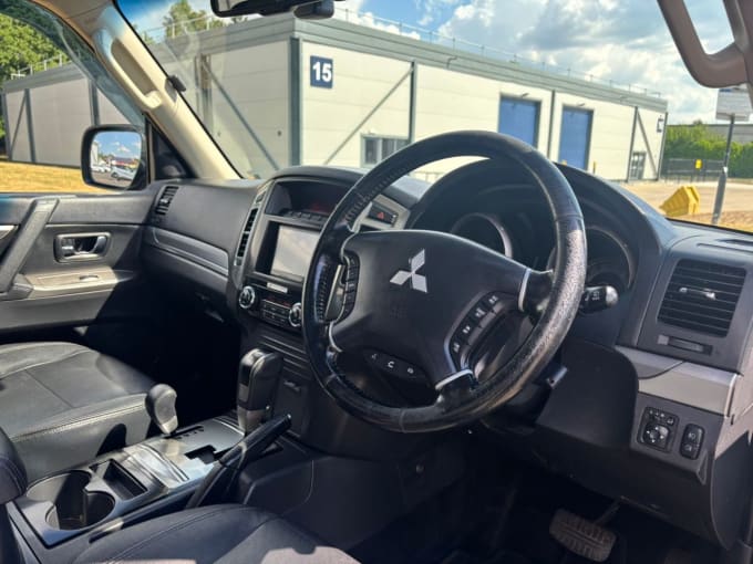 2025 Mitsubishi Shogun