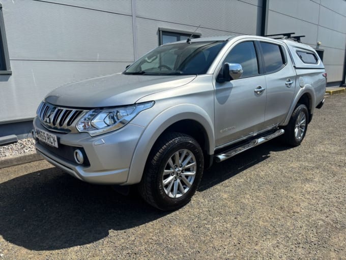 2025 Mitsubishi L200