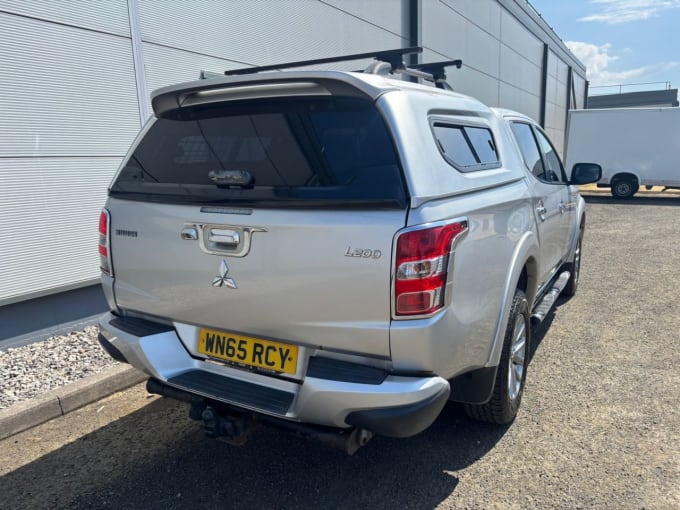 2025 Mitsubishi L200