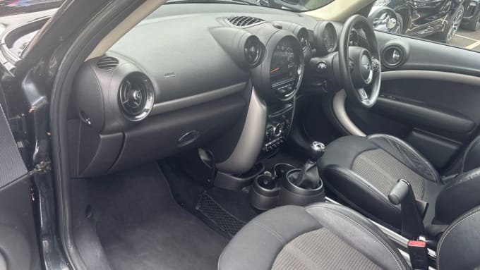 2025 Mini Countryman