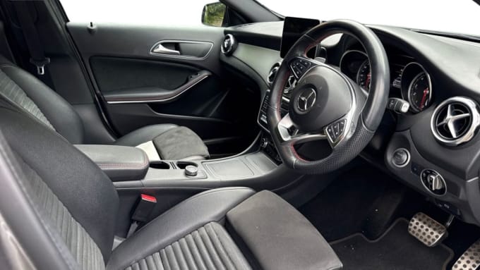 2025 Mercedes-benz Gla