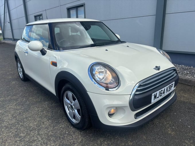 2025 Mini Hatch