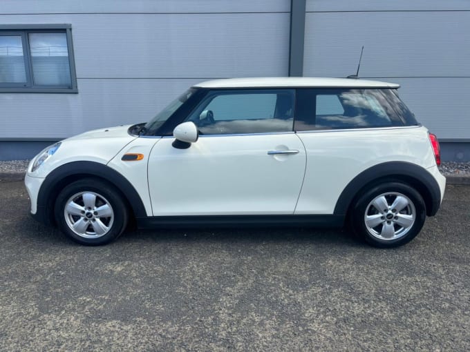 2025 Mini Hatch