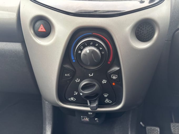 2025 Peugeot 108