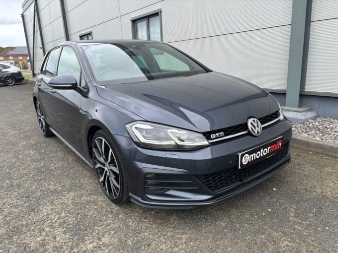2025 Volkswagen Golf