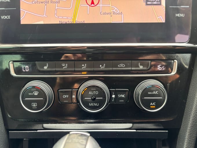 2025 Volkswagen Golf