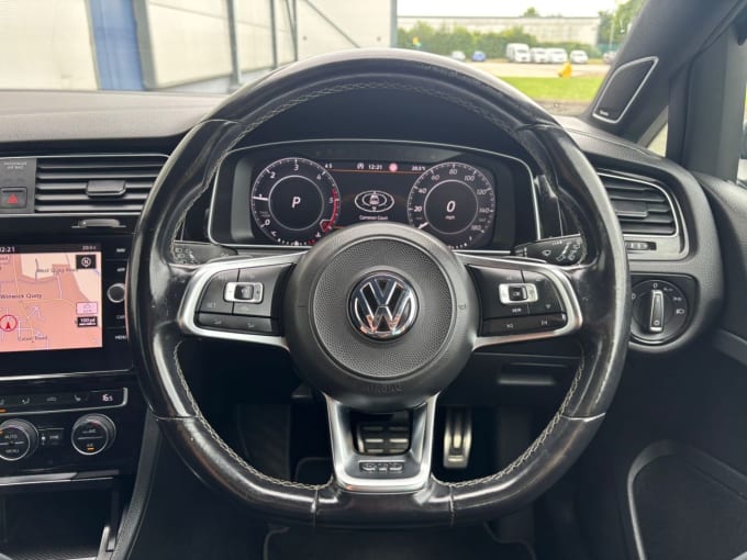 2025 Volkswagen Golf