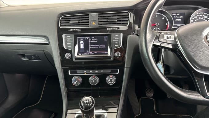 2025 Volkswagen Golf
