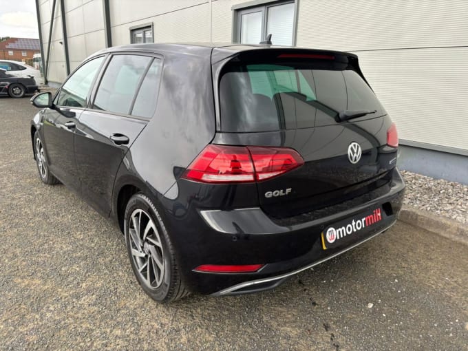 2025 Volkswagen Golf