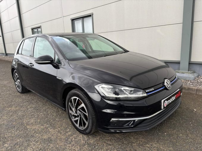 2025 Volkswagen Golf
