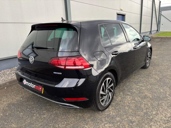 2025 Volkswagen Golf