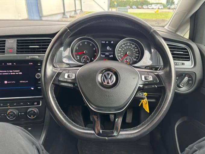 2025 Volkswagen Golf