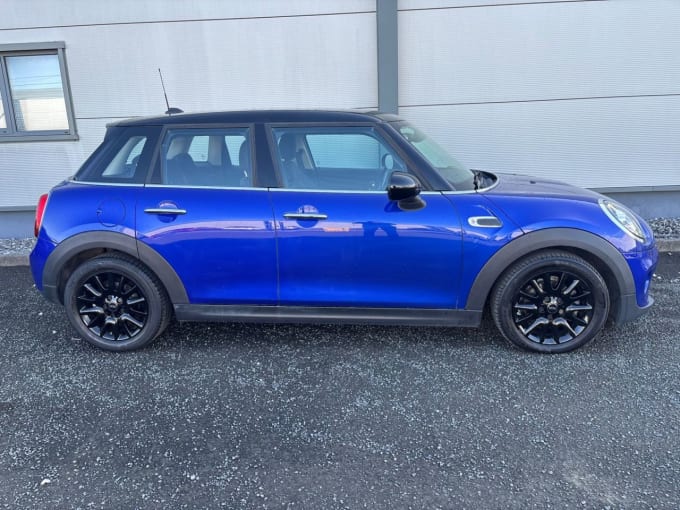 2018 Mini Hatch