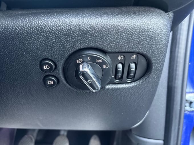 2018 Mini Hatch