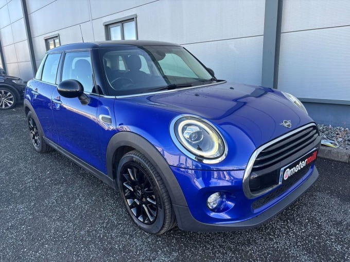 2018 Mini Hatch