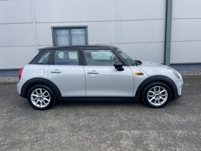 2025 Mini Hatch